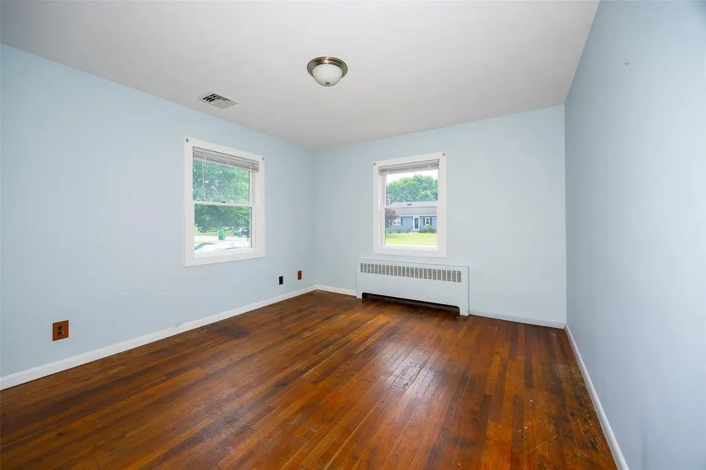 16 Carmen Drive Poughkeepsie NY 12603