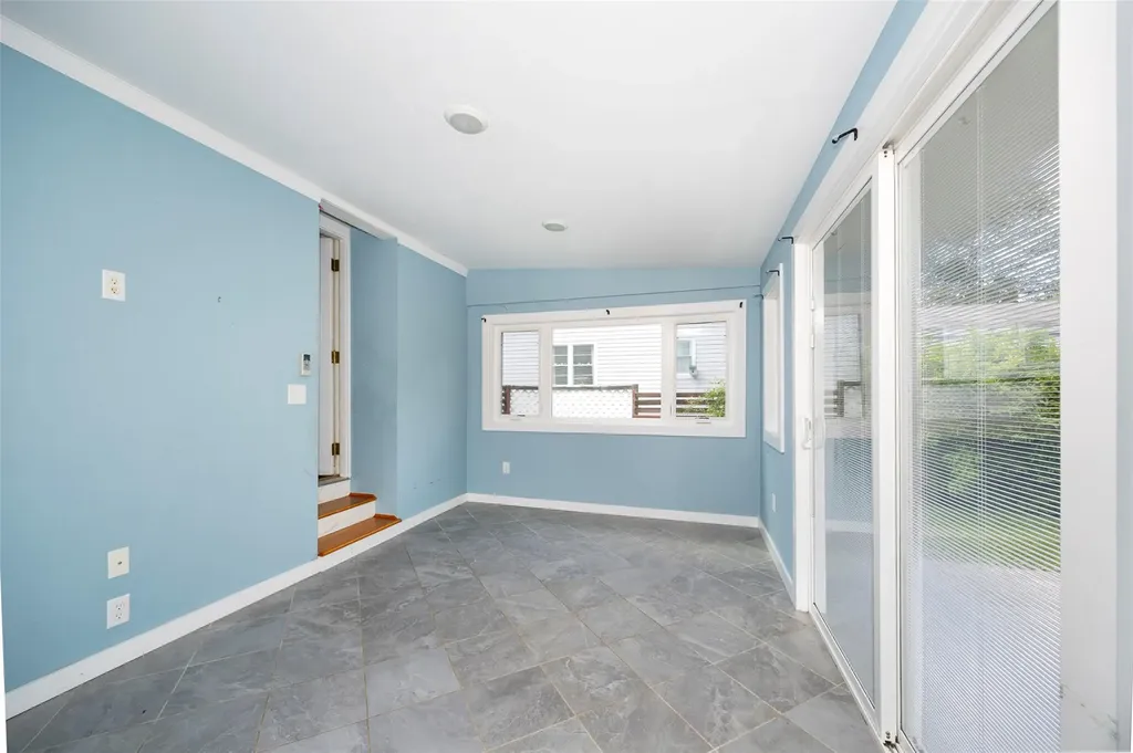 16 Carmen Drive Poughkeepsie NY 12603