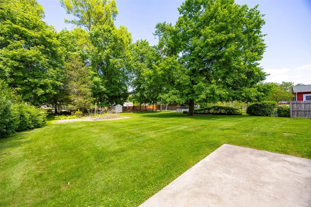 16 Carmen Drive Poughkeepsie NY 12603