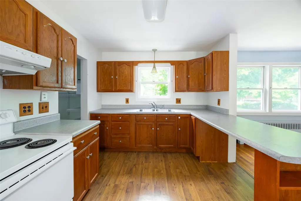 16 Carmen Drive Poughkeepsie NY 12603