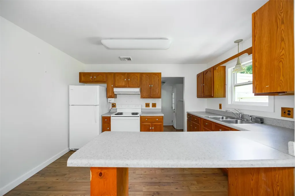 16 Carmen Drive Poughkeepsie NY 12603