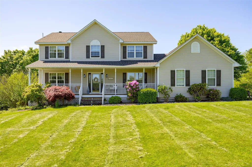 100 Meadow Ridge Lane Lagrangeville NY 12540