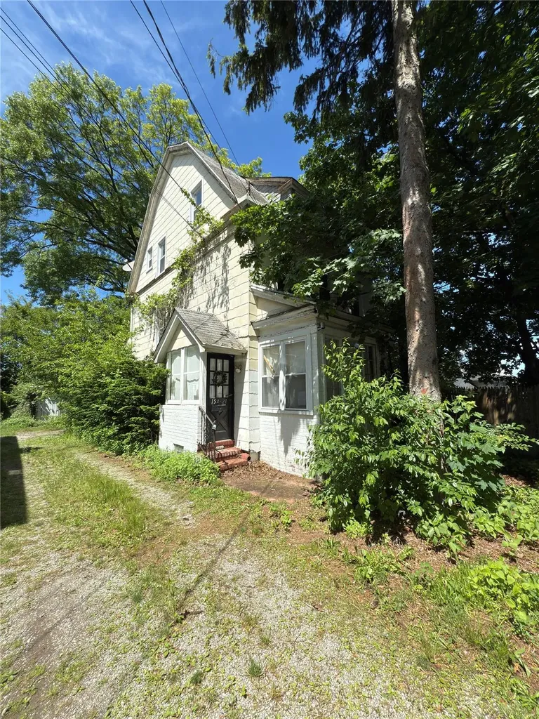154-21 Ash Avenue Flushing NY 11355