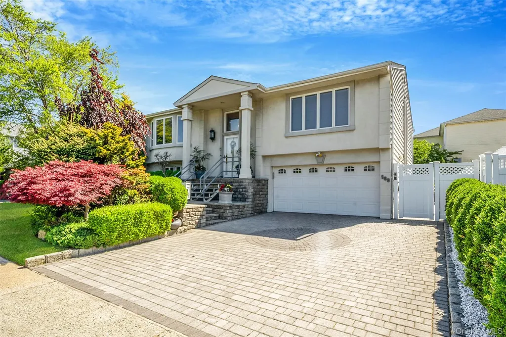 100 Mark Lane Atlantic Beach NY 11509