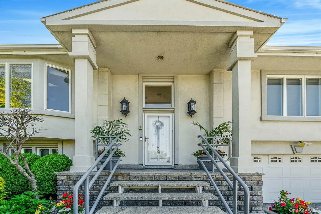 100 Mark Lane Atlantic Beach NY 11509