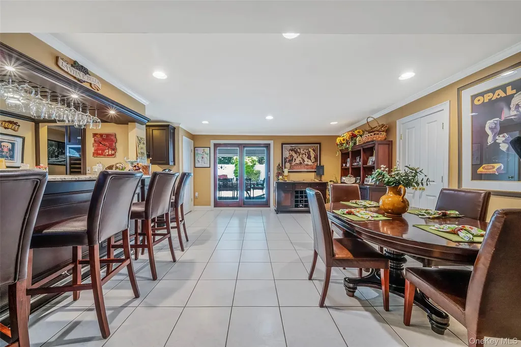 100 Mark Lane Atlantic Beach NY 11509