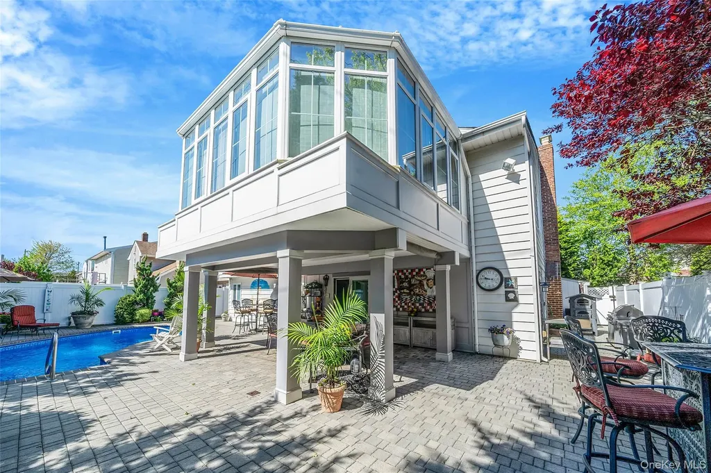100 Mark Lane Atlantic Beach NY 11509