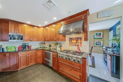 100 Mark Lane Atlantic Beach NY 11509