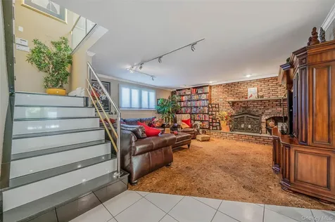 100 Mark Lane Atlantic Beach NY 11509