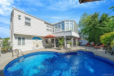 100 Mark Lane Atlantic Beach NY 11509