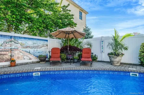 100 Mark Lane Atlantic Beach NY 11509