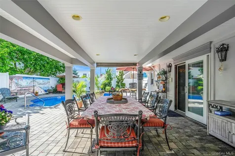 100 Mark Lane Atlantic Beach NY 11509