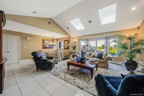 100 Mark Lane Atlantic Beach NY 11509