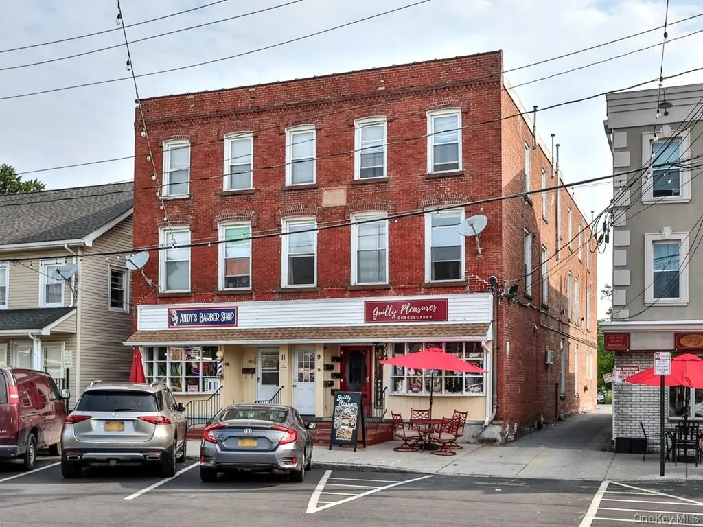 11 Goshen Avenue Washingtonville NY 10992