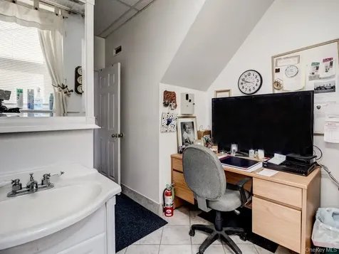 11 Goshen Avenue Washingtonville NY 10992