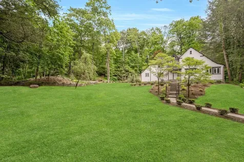 34 Glenside Place Chappaqua NY 10514