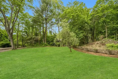 34 Glenside Place Chappaqua NY 10514