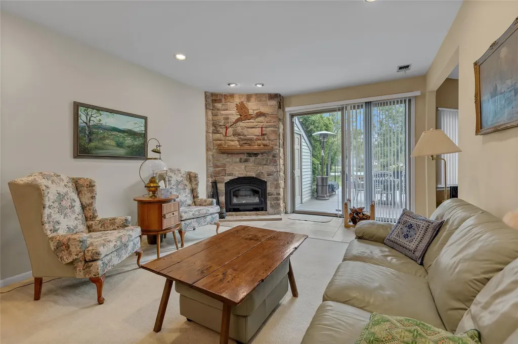 5 Lakeridge Drive Huntington NY 11743