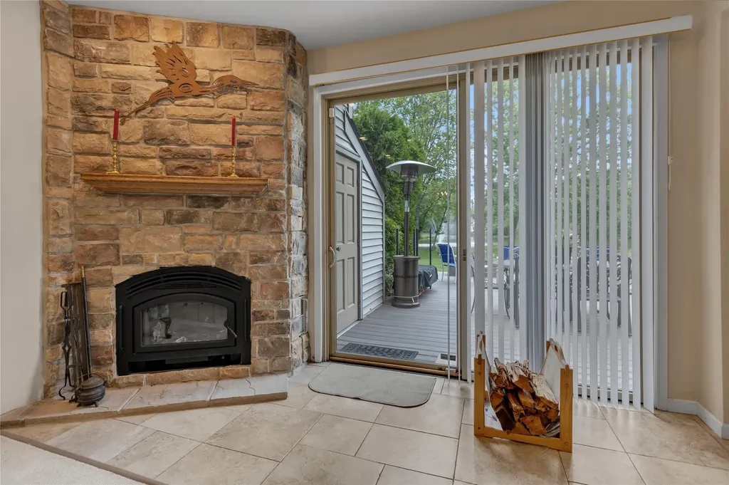 5 Lakeridge Drive Huntington NY 11743