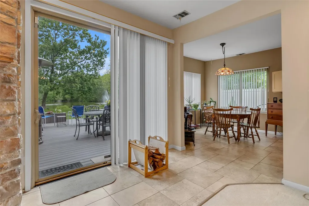 5 Lakeridge Drive Huntington NY 11743