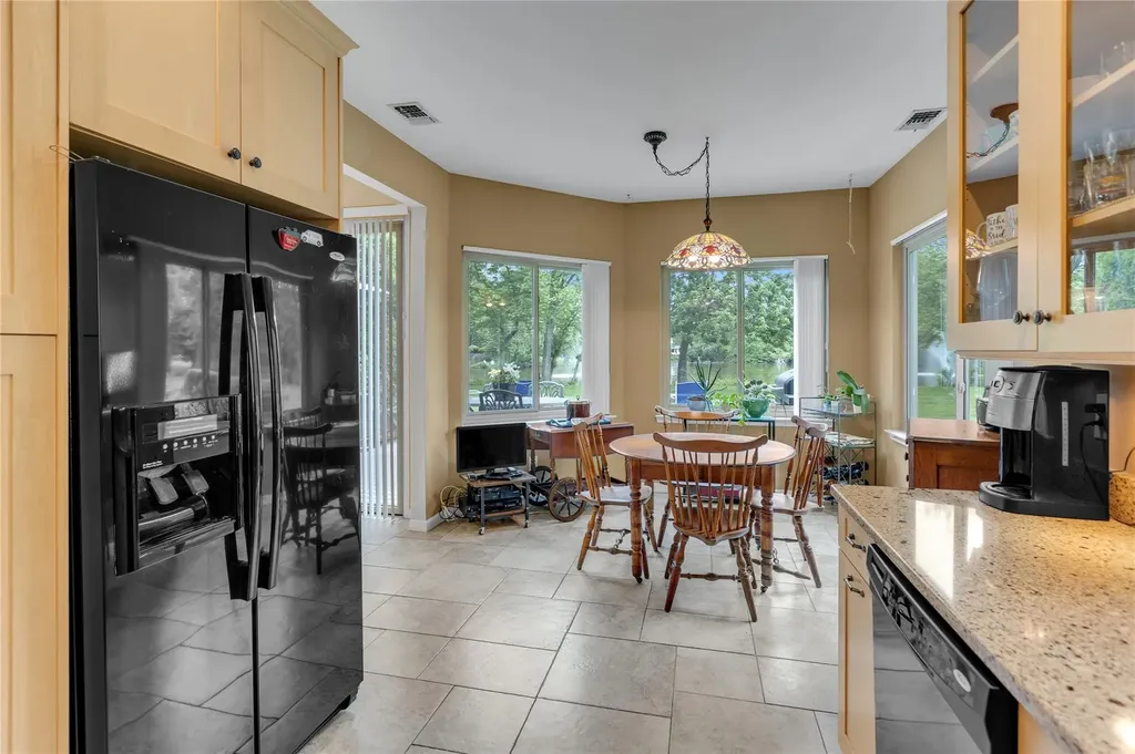 5 Lakeridge Drive Huntington NY 11743