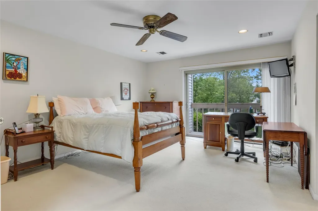 5 Lakeridge Drive Huntington NY 11743