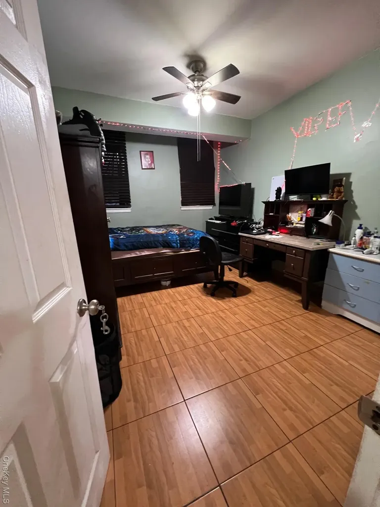 3239 Barker Avenue Bronx NY 10467