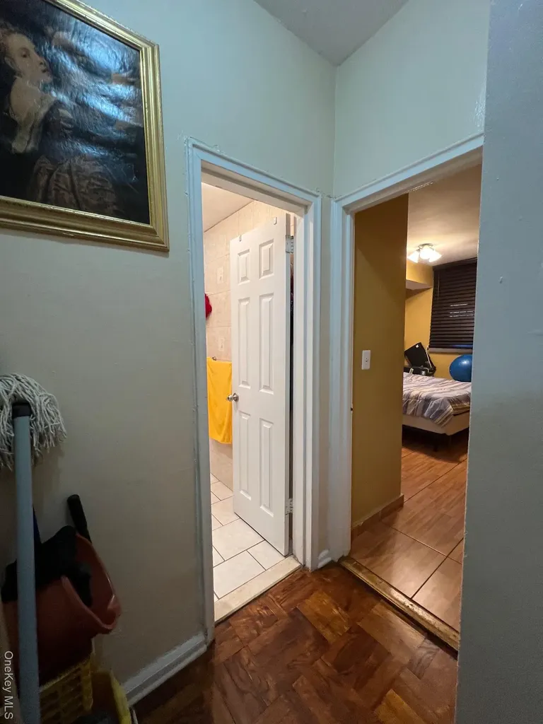 3239 Barker Avenue Bronx NY 10467