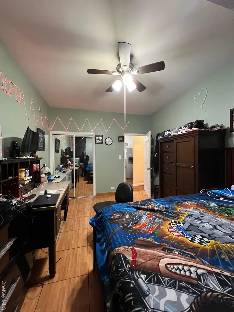 3239 Barker Avenue Bronx NY 10467