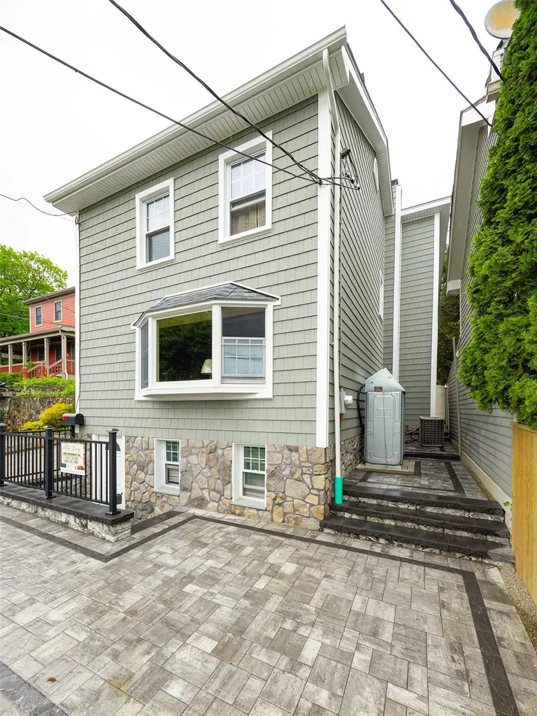 20 Division Street Cold Spring NY 10516