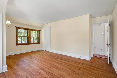 44 Hamilton Road Scarsdale NY 10583