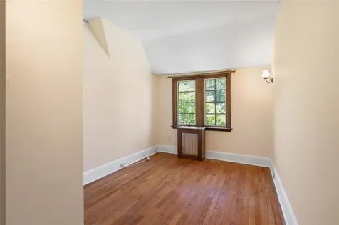 44 Hamilton Road Scarsdale NY 10583