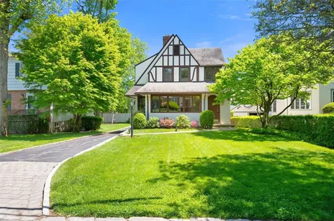 44 Hamilton Road Scarsdale NY 10583