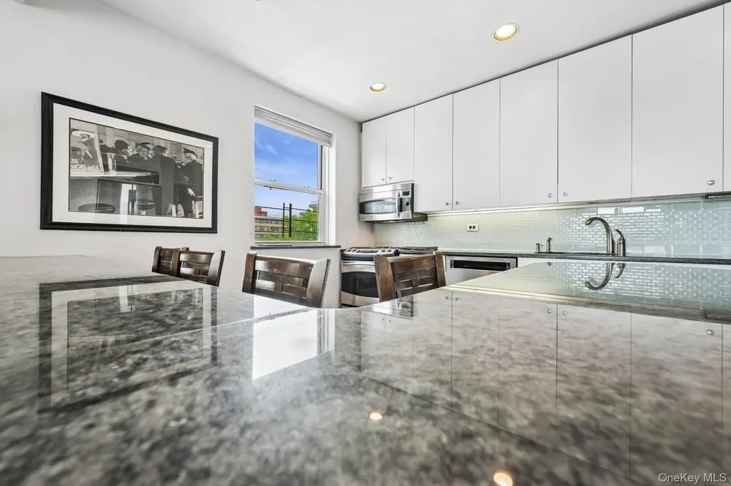 162-41 Powells Cove Boulevard Beechhurst NY 11357