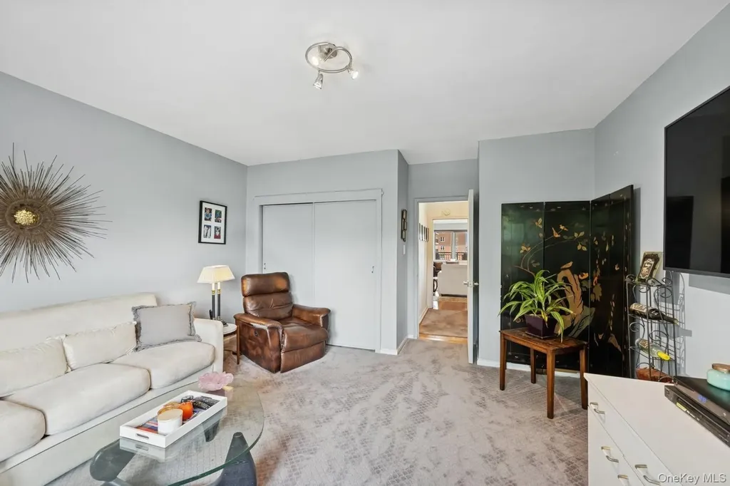162-41 Powells Cove Boulevard Beechhurst NY 11357