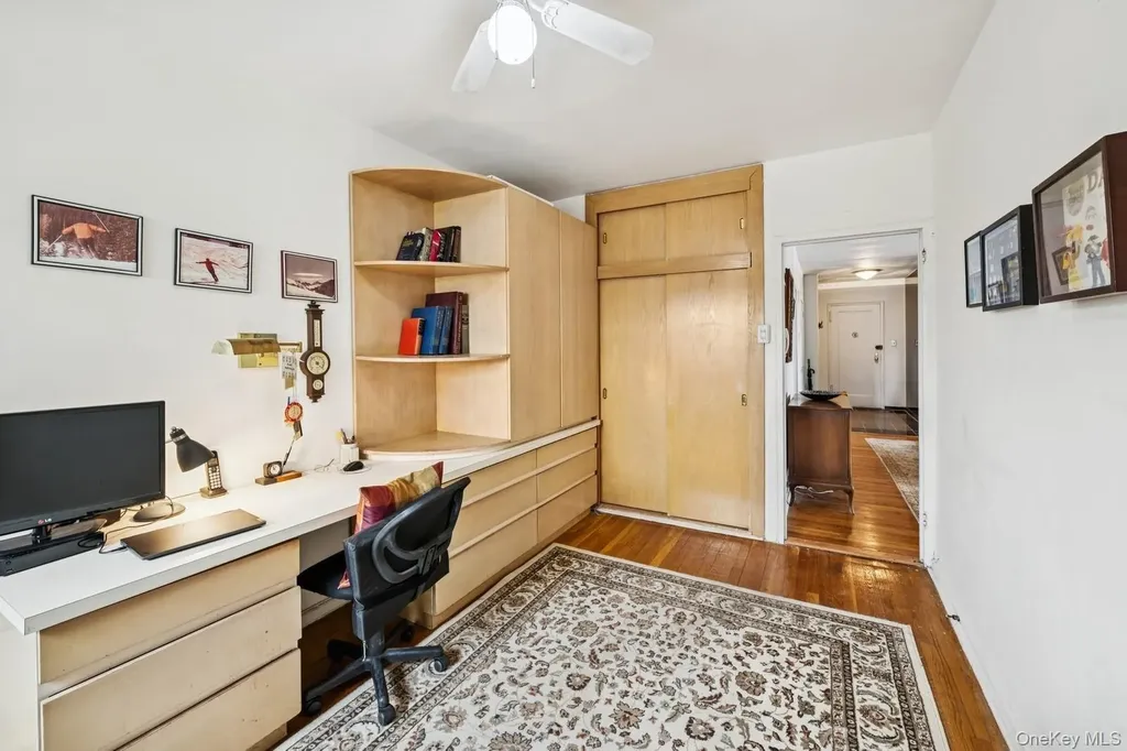 162-41 Powells Cove Boulevard Beechhurst NY 11357