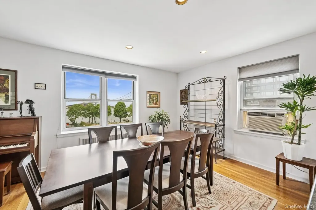 162-41 Powells Cove Boulevard Beechhurst NY 11357