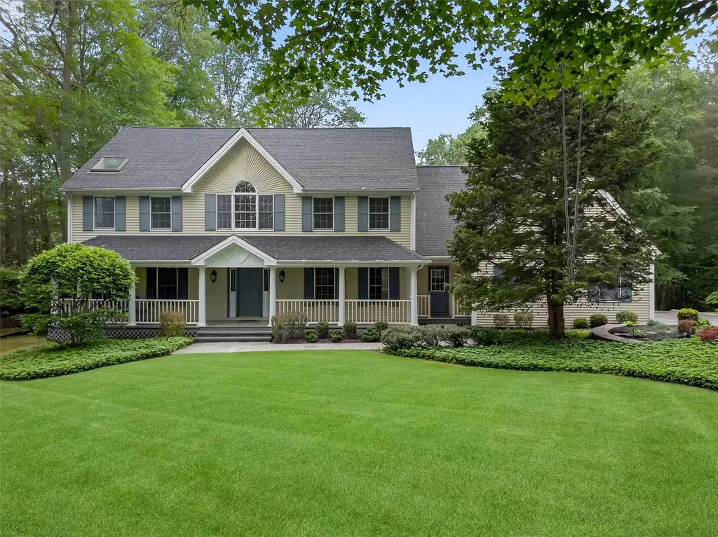 19 Mega Lane Carmel NY 10512