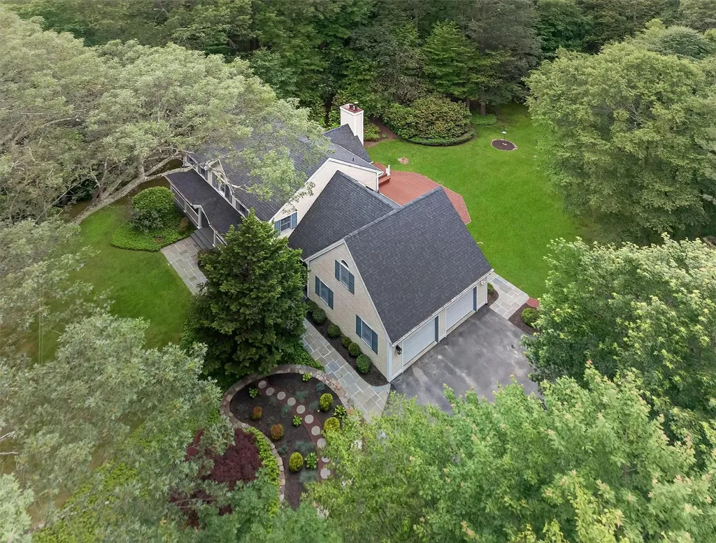19 Mega Lane Carmel NY 10512