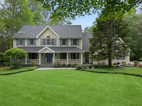 19 Mega Lane Carmel NY 10512