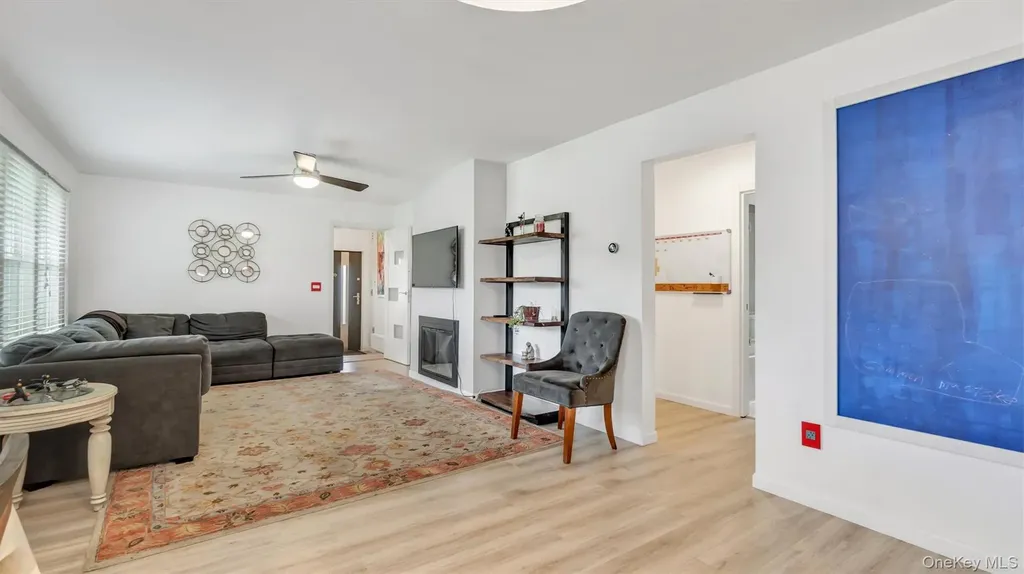 143 Hallock Street Riverhead NY 11901