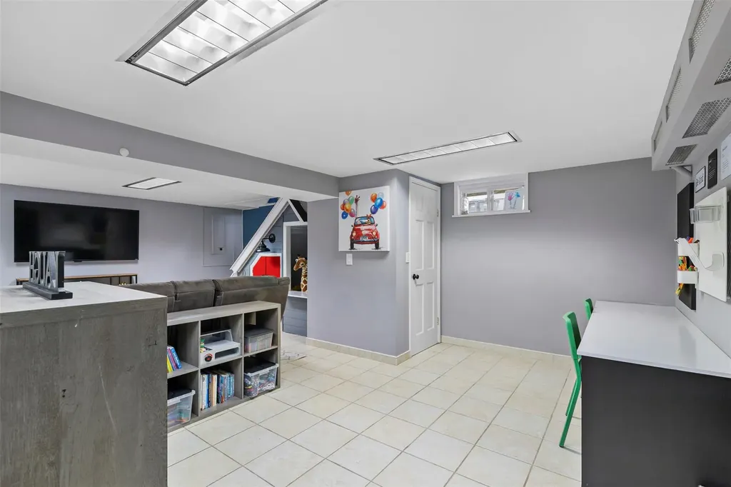 10 Mcbride Avenue White Plains NY 10603