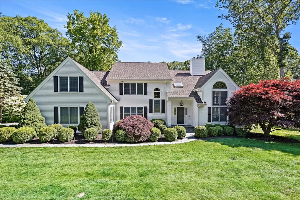 17 Mianus Bluff Drive Bedford NY 10506