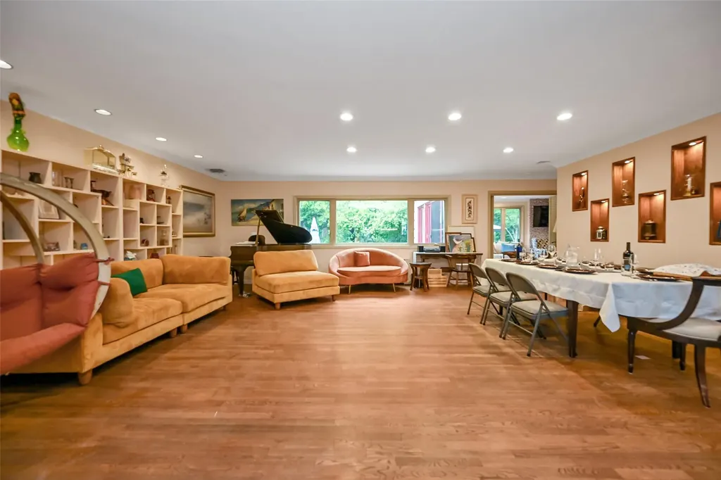 1608 Union Avenue Hewlett NY 11557