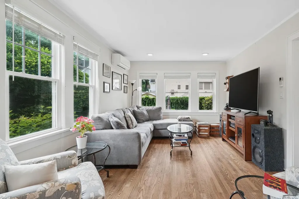 599 Ridgeway White Plains NY 10605