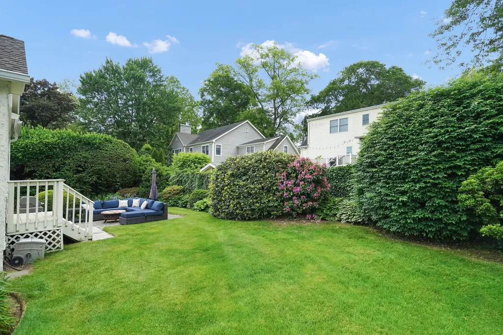 599 Ridgeway White Plains NY 10605