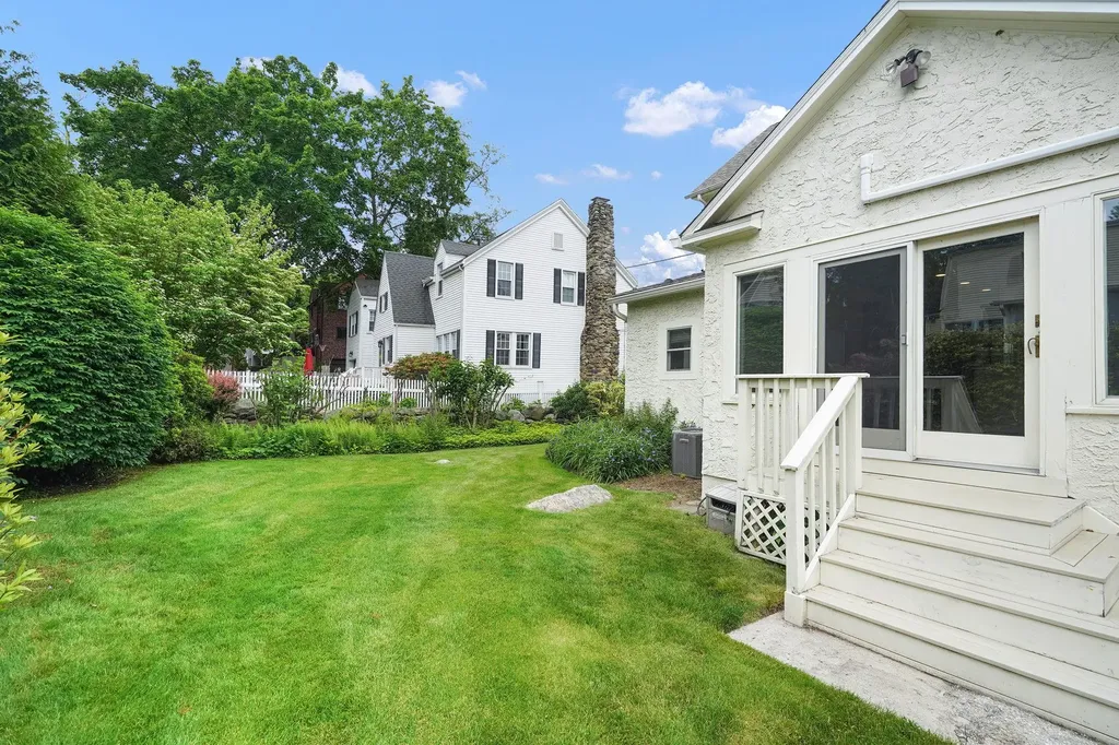 599 Ridgeway White Plains NY 10605