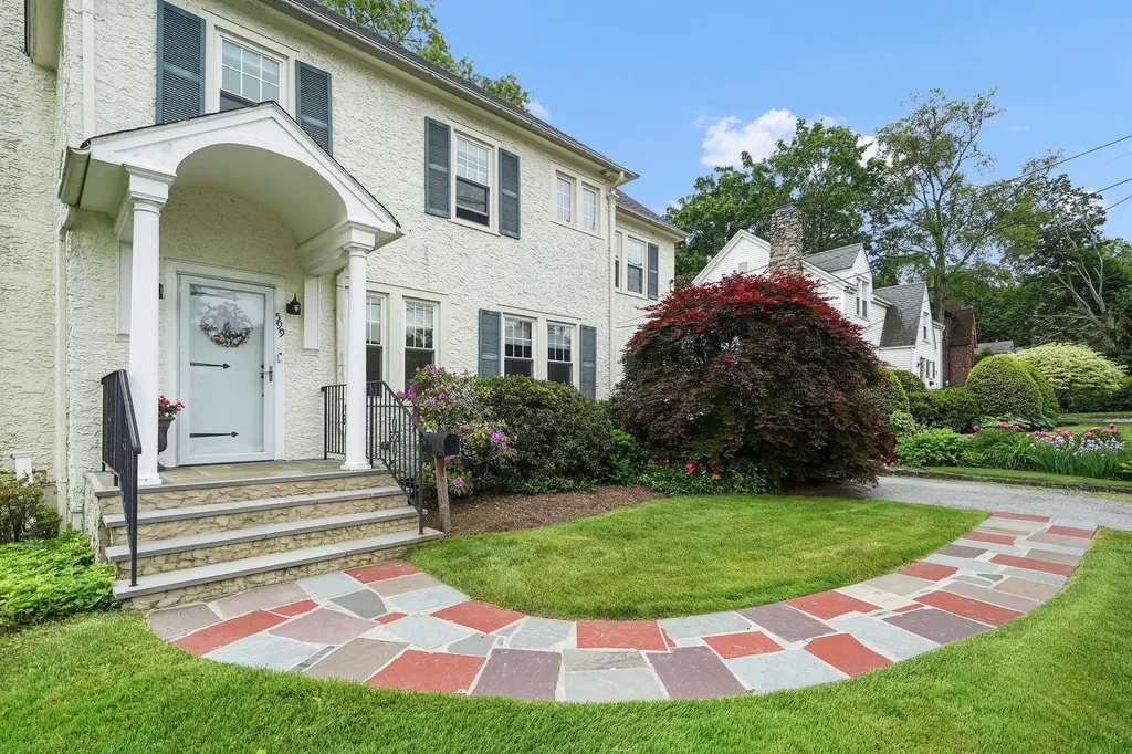 599 Ridgeway White Plains NY 10605