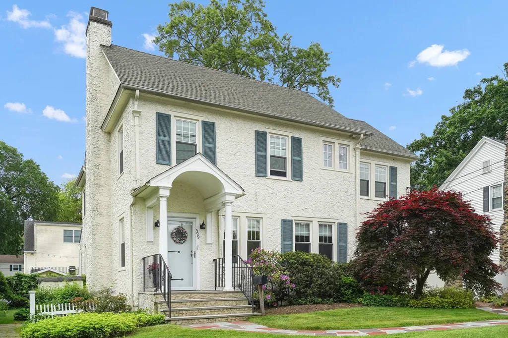 599 Ridgeway White Plains NY 10605