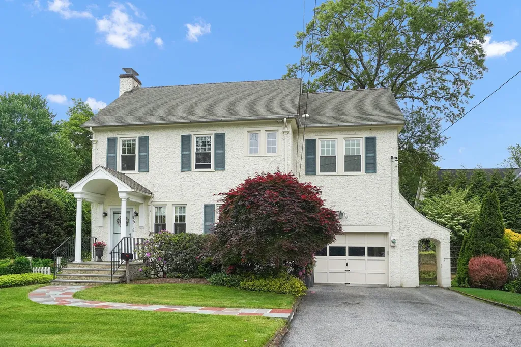 599 Ridgeway White Plains NY 10605